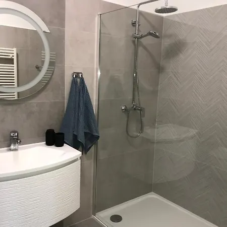 Karla Apartment *